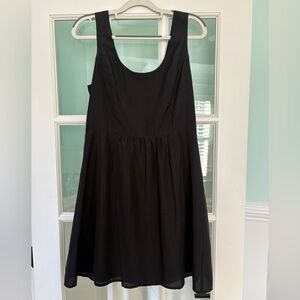 Vineyard Vines Black Silk Dress | 8
